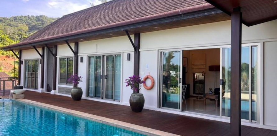 Chalet de 3 dormitorios en Phuket, Tailandia № 132507
