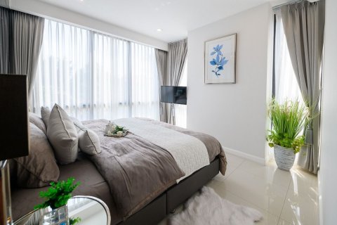 Apartamento de 2 dormitorios en Pattaya, Tailandia № 101426 - foto 8