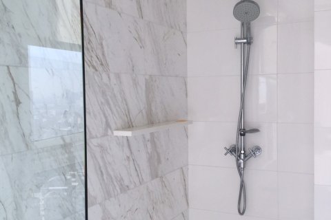 Condo in Bangkok, Thailand, 2 bedrooms № 143387 - photo 9
