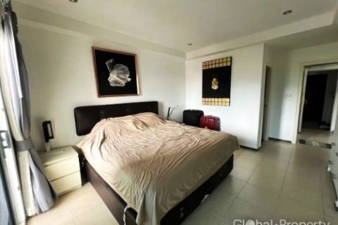 Condominio de 1 dormitorio en Pattaya, Tailandia № 102955 - foto 4