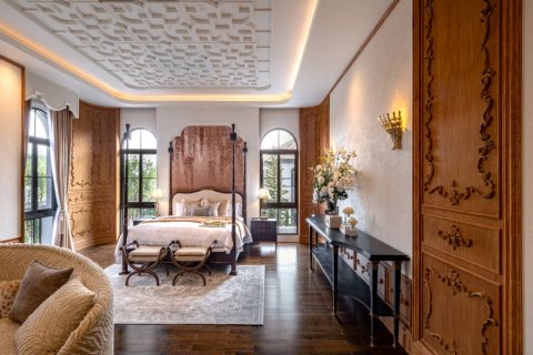 Casa de 5 dormitorios en Saphan Sung, Bangkok, Tailandia № 126679 - foto 7