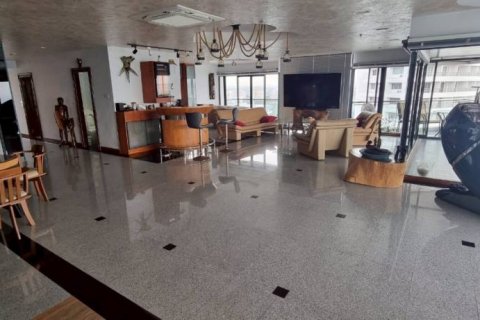 Condominio de 2 dormitorios en Pattaya, Tailandia № 126675 - foto 4