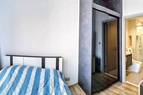 Condominio de 1 dormitorio en Chatuchak, Bangkok, Tailandia № 132870 - foto 2
