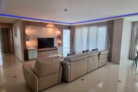 Condominio de 2 dormitorios en Pattaya, Tailandia № 132868 - foto 8