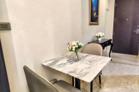 Condominio de 1 dormitorio en Khlong Toei, Bangkok, Tailandia № 132867 - foto 2