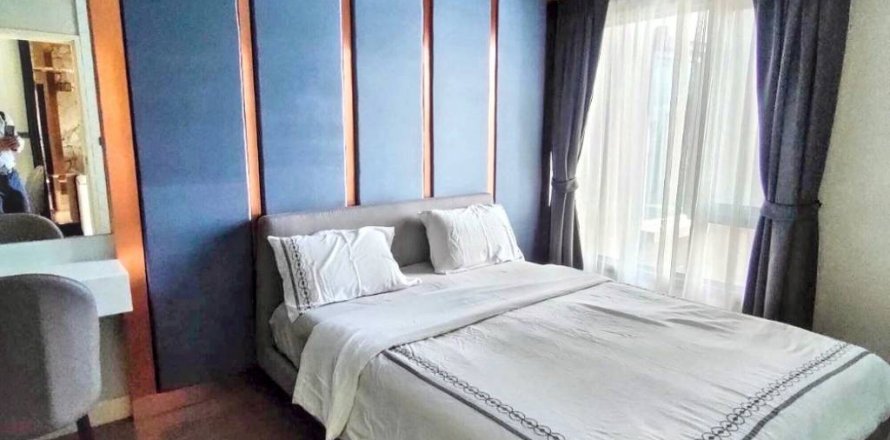 Condominio de 1 dormitorio en Khlong Toei, Bangkok, Tailandia № 132867