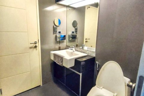 Condominio de 1 dormitorio en Khlong Toei, Bangkok, Tailandia № 132867 - foto 6