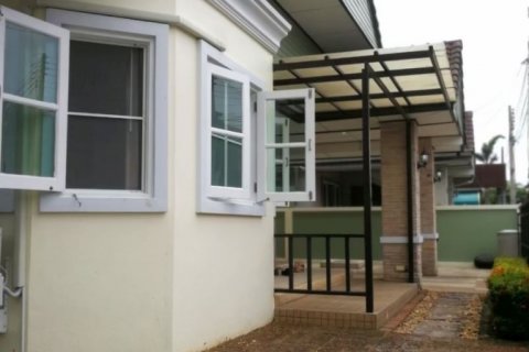 Casa de 3 dormitorios en Pattaya, Tailandia № 116284 - foto 17