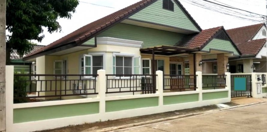 Casa de 3 dormitorios en Pattaya, Tailandia № 116284
