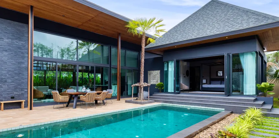 Villa in Phuket, Thailand 4 Schlafzimmer № 116282