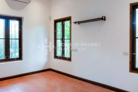 Casa de 4 dormitorios en Chalong, Tailandia № 131500 - foto 21