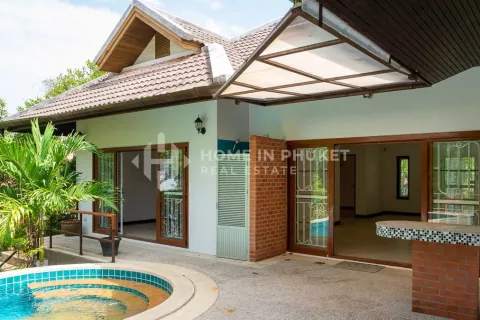 Casa de 4 dormitorios en Chalong, Tailandia № 131500 - foto 5