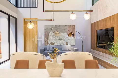 Casa de 4 dormitorios en Phuket, Tailandia № 131706 - foto 4