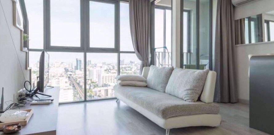 Дуплекс в Ideo Mobi Sukhumvit 81, Бангкок, Таиланд с 1 спальней № 78389