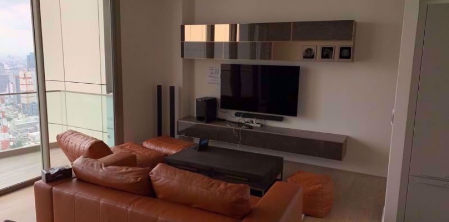 Condo in Bangkok, Thailand, 3 bedrooms in Magnolias Waterfront Residences № 78387