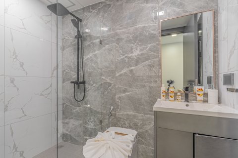 Apartamento de 384 dormitorios en Pattaya, Tailandia № 130412 - foto 9