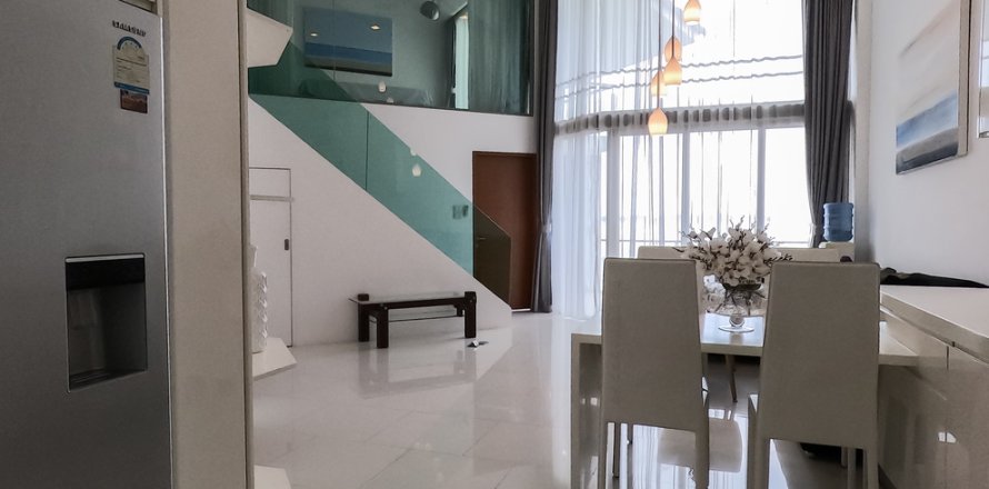 Apartamento de 385 dormitorios en Pattaya, Tailandia № 130408