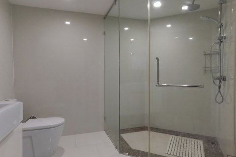 Apartamento de 385 dormitorios en Pattaya, Tailandia № 130408 - foto 10