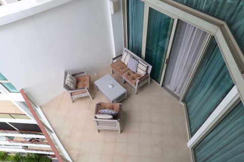 Apartamento de 385 dormitorios en Pattaya, Tailandia № 130408 - foto 24