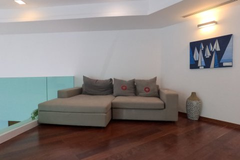 Apartamento de 385 dormitorios en Pattaya, Tailandia № 130408 - foto 9
