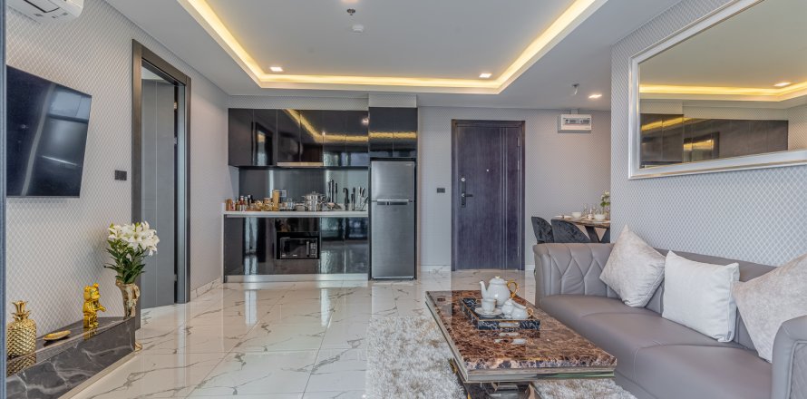 Apartamento de 3 habitaciones en Pattaya, Tailandia № 130413