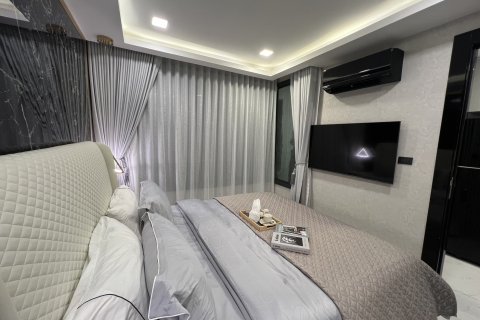 Apartamento de 383 dormitorios en Pattaya, Tailandia № 130410 - foto 6