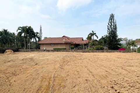 Terreno en Sattahip, Tailandia № 124423 - foto 4