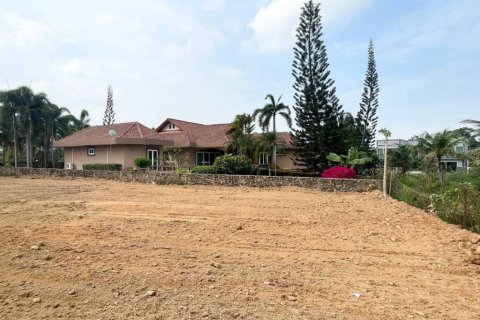 Terreno en Sattahip, Tailandia № 124423 - foto 5