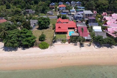 Chalet de 7 dormitorios en Surat Thani, Tailandia № 124425 - foto 3