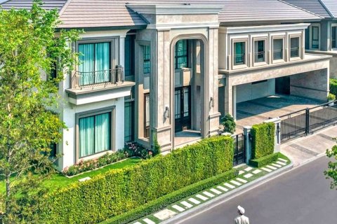 Maison à Saphan Sung, Bangkok, Thaïlande 6 chambres № 126688