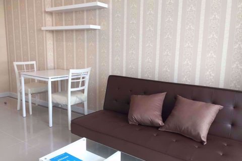 Condo à Huai Khwang, Bangkok, Thaïlande, 1 chambre № 77114 - photo 2