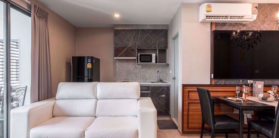 Condo in Bangkok, Thailand, 2 bedrooms in Ideo Wutthakat  № 78419