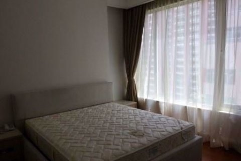 Condo à Bangkok, Thaïlande, 2 chambres à Muniq Langsuan  № 77741