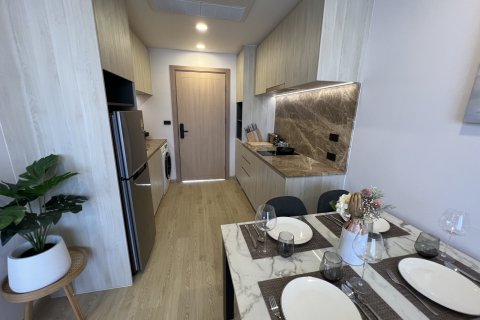 Apartamento de 1 dormitorio en Phuket, Tailandia № 81765