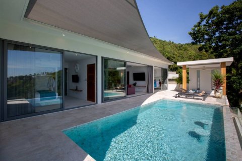 Chalet de 4 dormitorios en Surat Thani, Tailandia № 132393 - foto 2