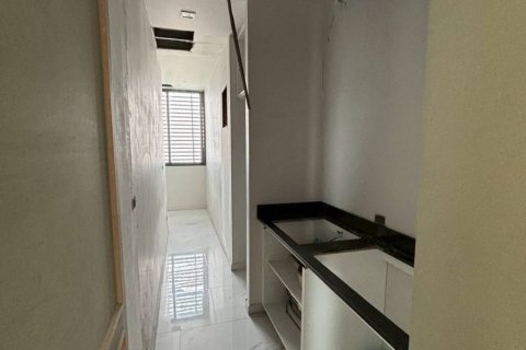 Ático de 4 dormitorios en Bang Kho Laem, Bangkok, Tailandia № 132396 - foto 5