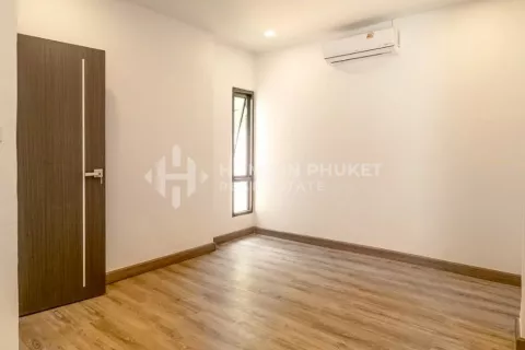 Casa de 4 dormitorios en Phuket, Tailandia № 131285 - foto 8
