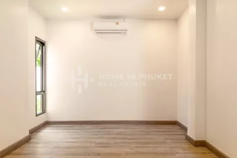 Casa de 4 dormitorios en Phuket, Tailandia № 131285 - foto 9