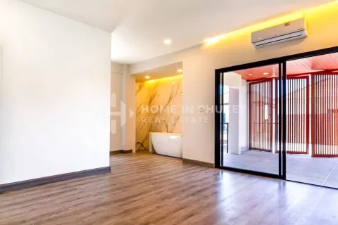 Casa de 4 dormitorios en Phuket, Tailandia № 131285 - foto 12