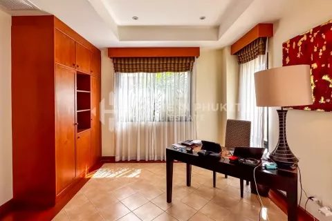 Casa de 3 dormitorios en Phuket, Tailandia № 131284 - foto 20