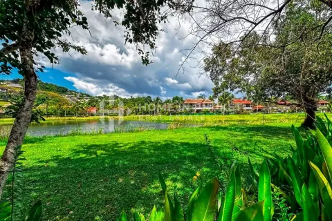 Casa de 3 dormitorios en Phuket, Tailandia № 131284 - foto 24