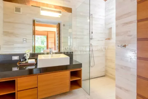 Casa de 3 dormitorios en Bang Tao, Tailandia № 131283 - foto 12