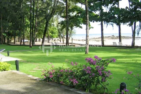 Casa de 3 dormitorios en Bang Tao, Tailandia № 131283 - foto 18