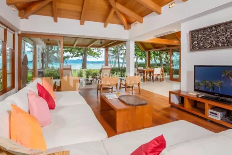 Casa de 3 dormitorios en Bang Tao, Tailandia № 131283 - foto 2