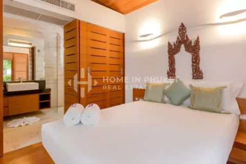Casa de 3 dormitorios en Bang Tao, Tailandia № 131283 - foto 11