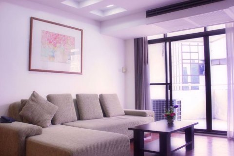 Condominio de 2 dormitorios en Watthana, Bangkok, Tailandia № 76837 - foto 4