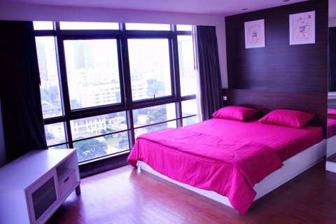 Condominio de 2 dormitorios en Watthana, Bangkok, Tailandia № 76837 - foto 7
