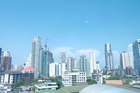 Condominio de 3 dormitorios en Khlong Toei, Bangkok, Tailandia № 76838 - foto 17