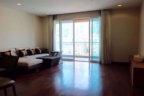 Condominio de 3 dormitorios en Khlong Toei, Bangkok, Tailandia № 76838 - foto 6