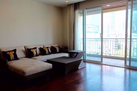 Condominio de 3 dormitorios en Khlong Toei, Bangkok, Tailandia № 76838 - foto 5